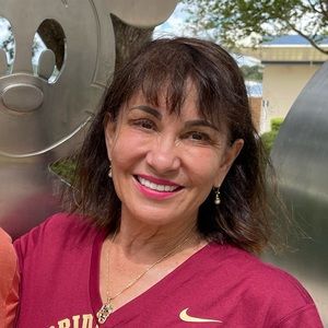 Meet your Posher, Margo